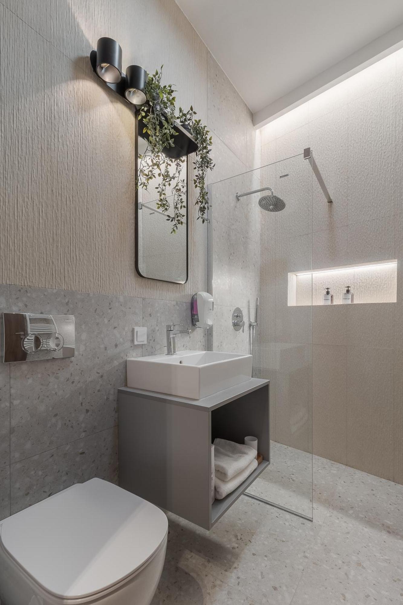 Oasis Rooms Oradea Buitenkant foto
